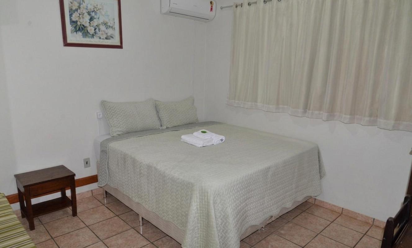 Quarto de Casal em Jataí
